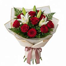 Букет цветов из:  Лилии и Розы в Сергаче