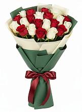 Букет Микс из красных и белых роз #REPLACE_PRED# Сергаче