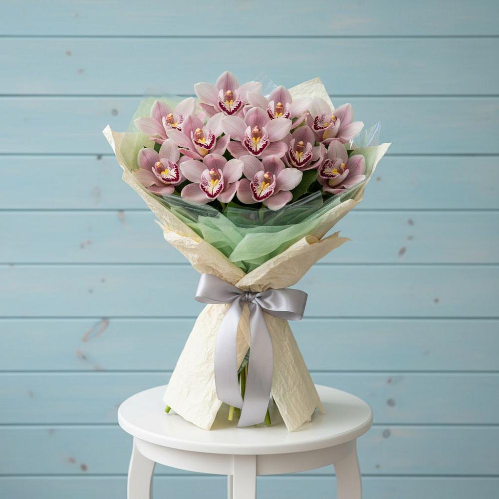 Букет цветов из: Орхидеи и Розы в Сергаче