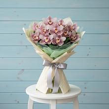 Букет цветов из:  Орхидеи и Розы #REPLACE_PRED# Сергаче