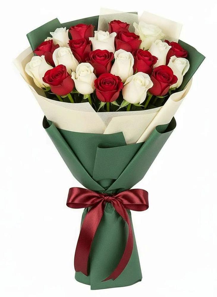 Букет Микс из красных и белых роз в Сергаче