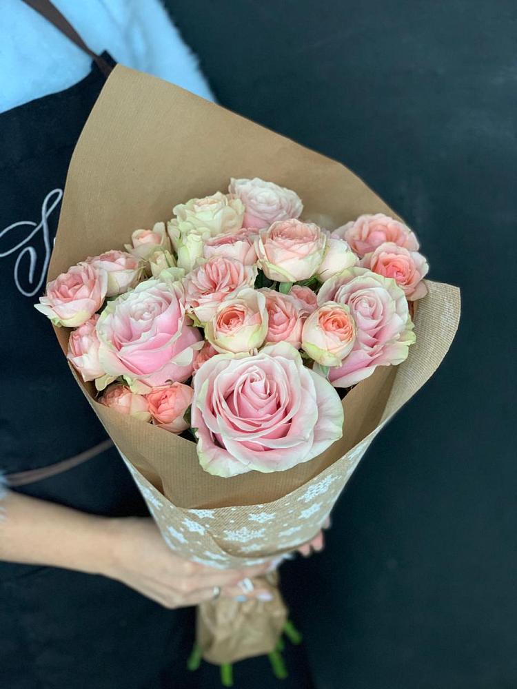 Букет цветов из: Хризантемы и Розы в Сергаче