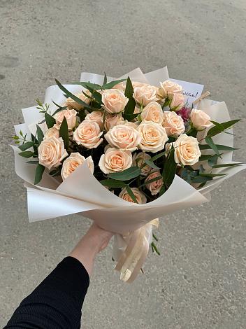 Букет Кремовые розы Латте в Сергаче