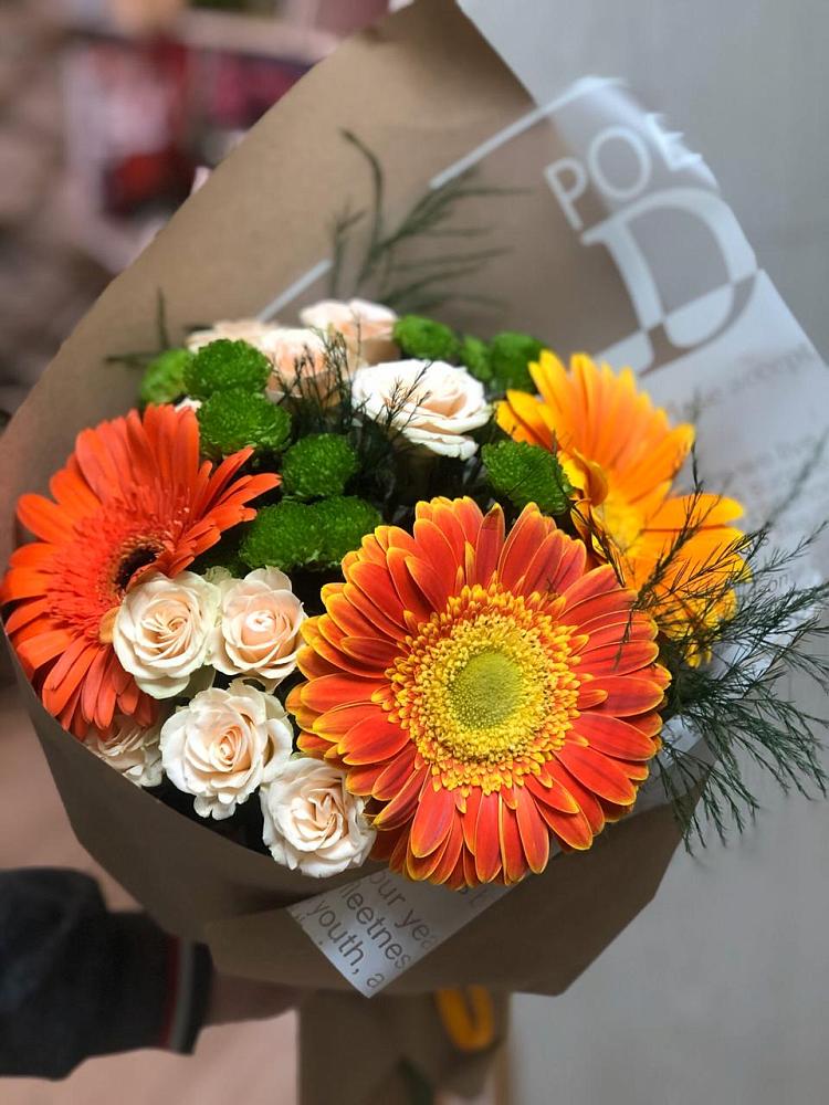 Букет цветов из: Герберы, Хризантемы и Розы в Сергаче