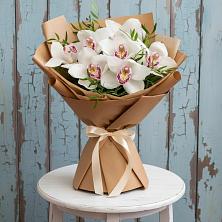 Букет цветов из:  Орхидеи и Розы в Сергаче